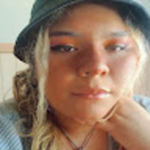 Meet your Posher, Priscila